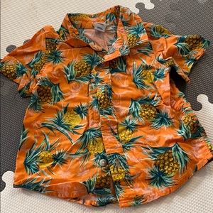 🧸 4/$20 Old Navy Pineapple 🍍 Shirt